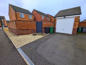 Photo 22- click for photo gallery